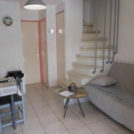 3 Pcs Veranda 43m2 + Terrasse 60m2 Ref 4040 * Le Castellas